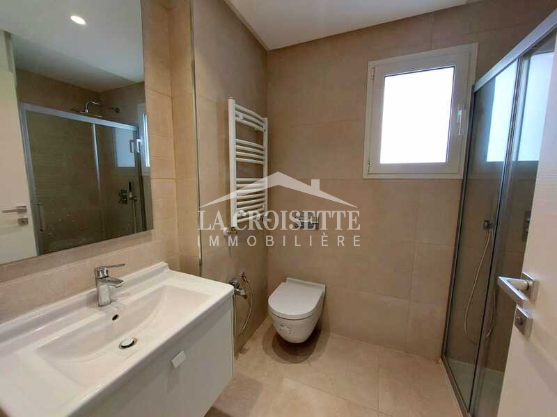 Appartement S+3 à La Soukra